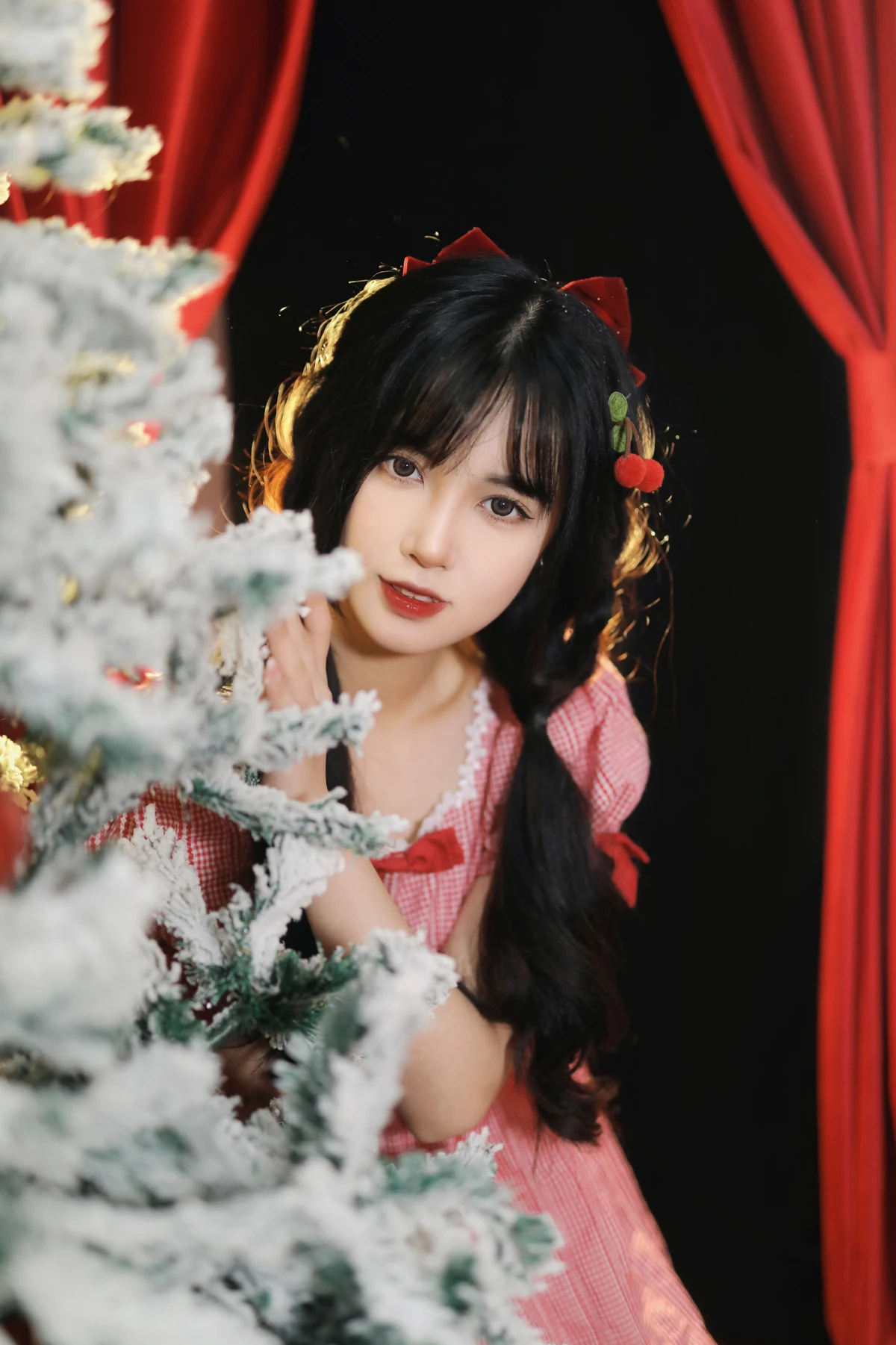 [YITUYU] 2022.12.18 Vol.2708 – Christmas in a Fairy Tale Light cherry blossom#[25P]-15