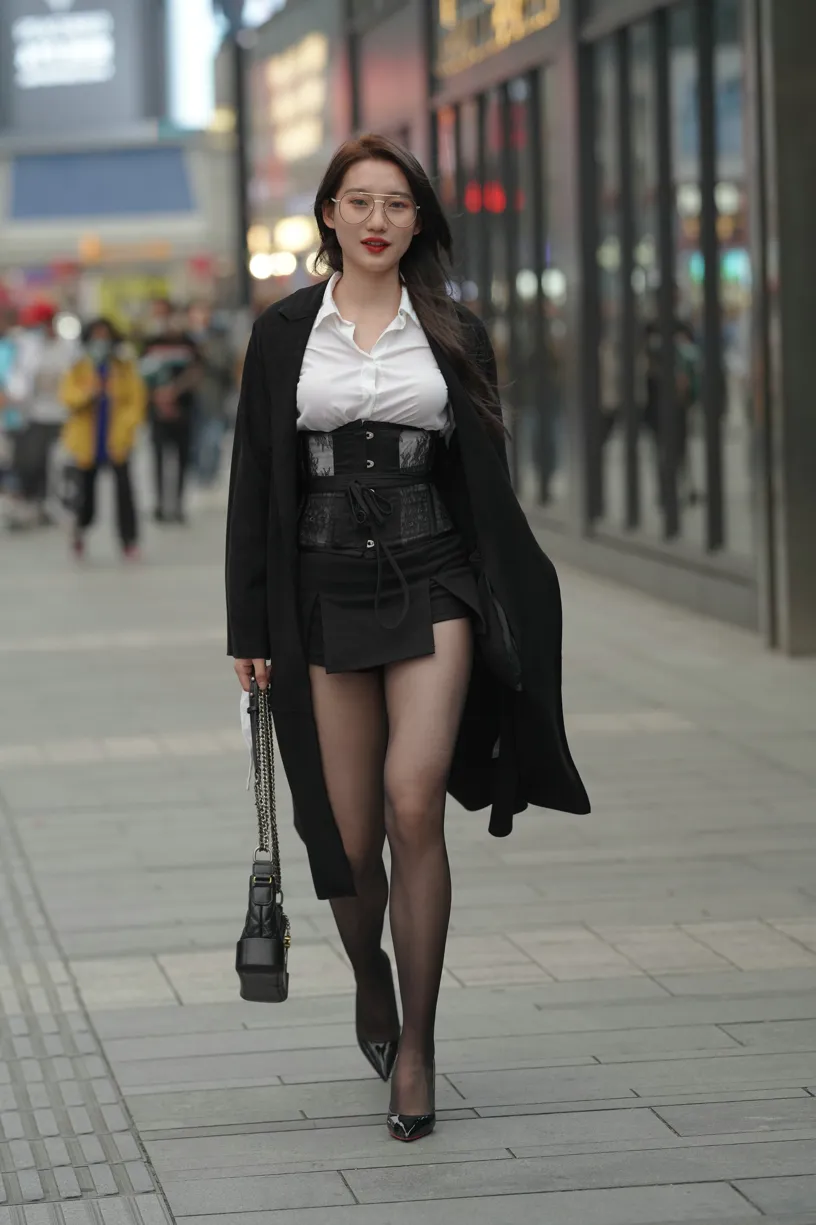 [Mzsock] NO.160 Long legs in black stockings street photography#[105P]-37