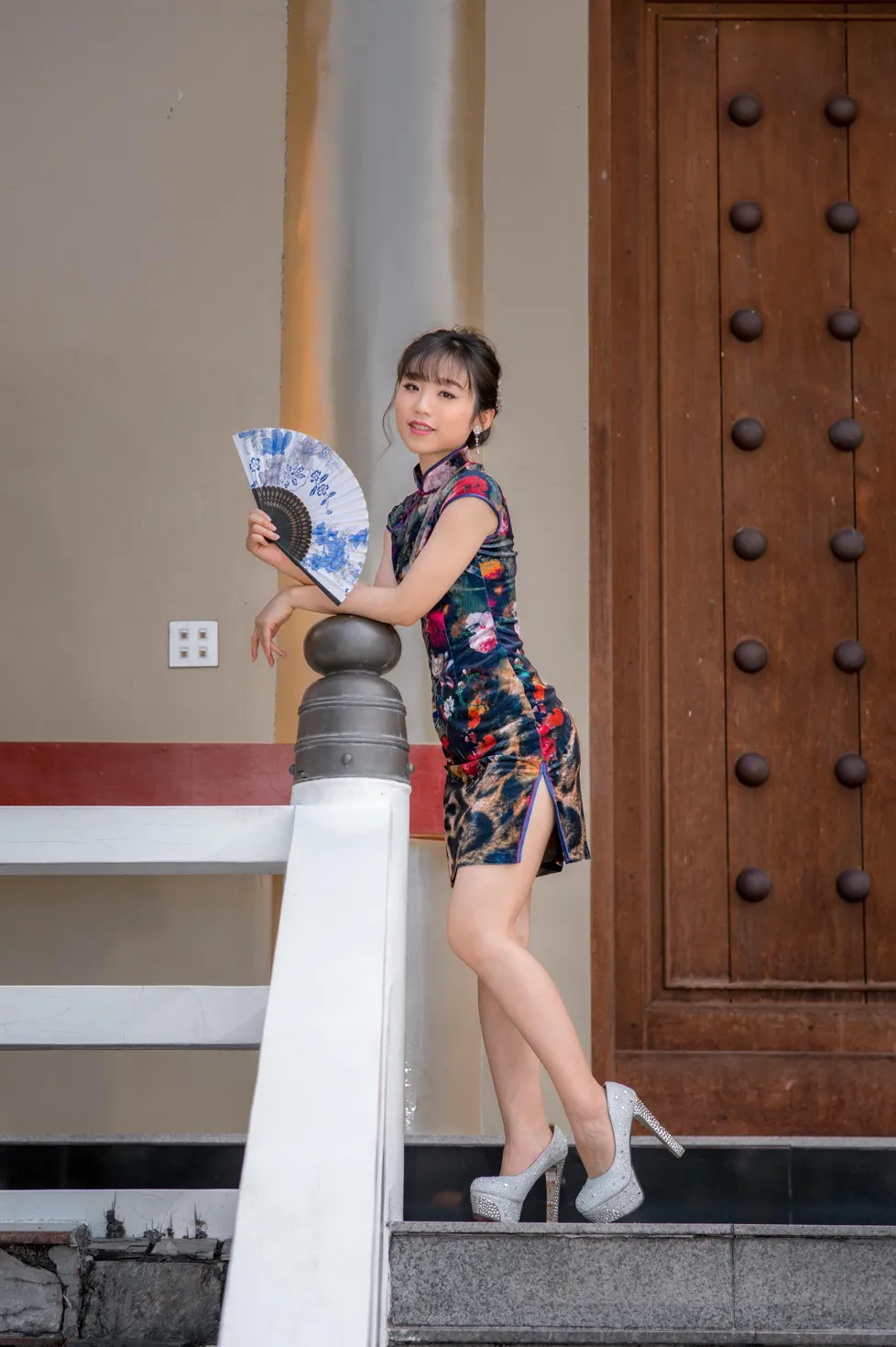 [Mzsock] NO.194 Yu Chen short cheongsam high heels beautiful legs street photography#[105P]-11