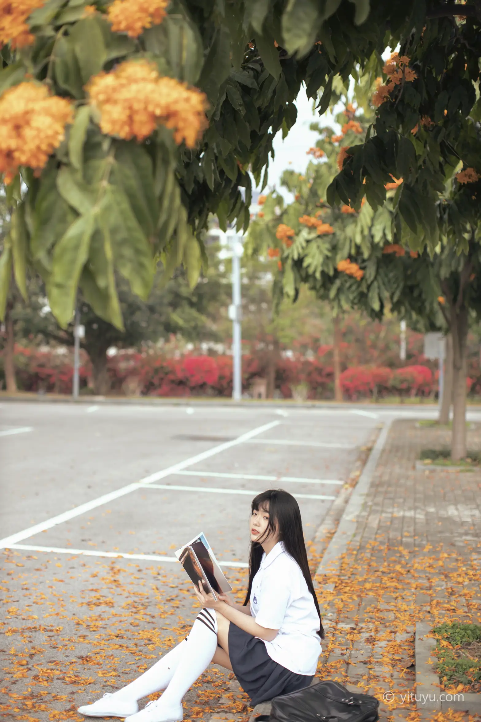 [YITUYU] 2021.04.28 Vol.046 – Flower Season Huang Ziqing#[27P]-23